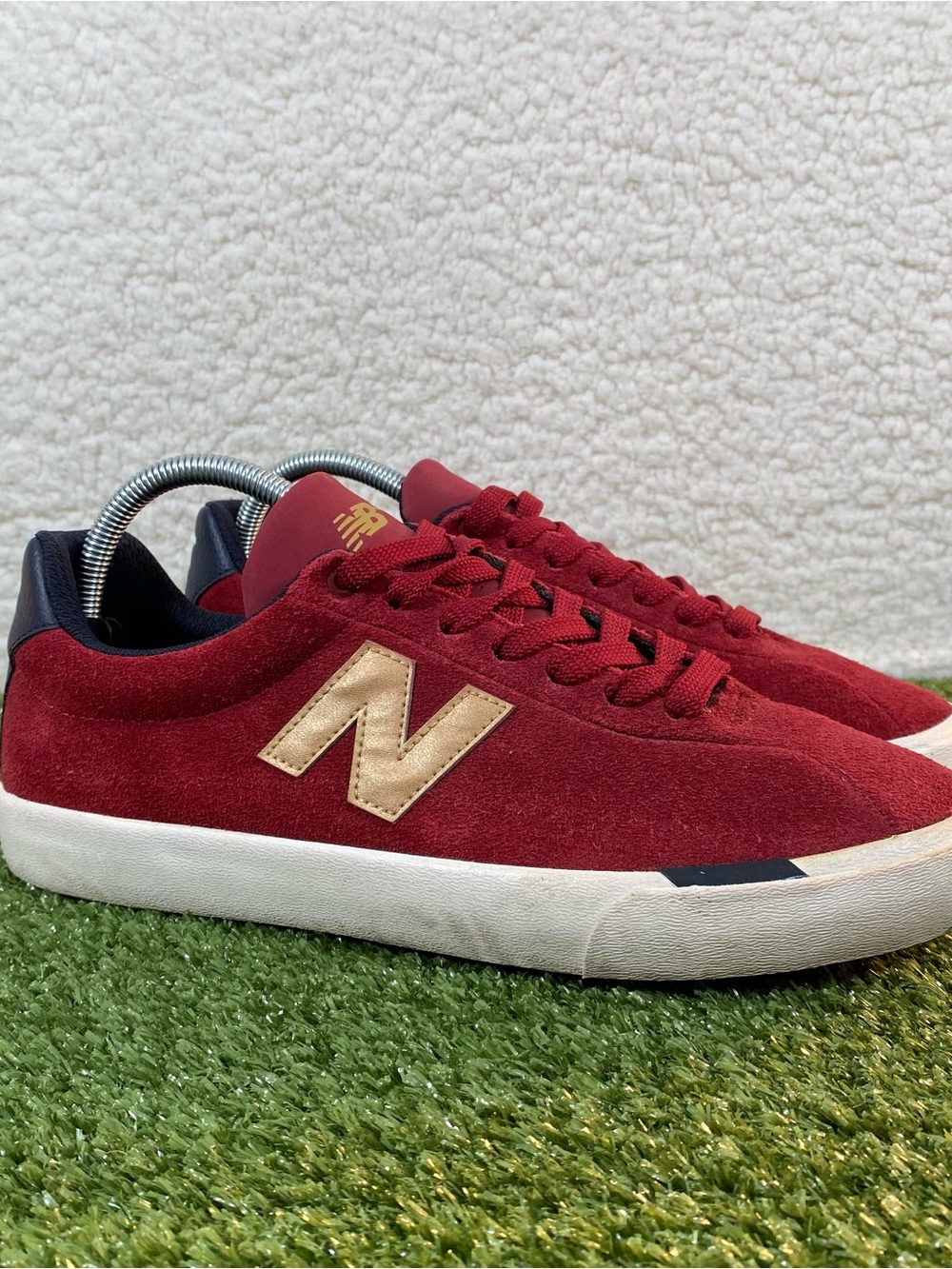 New Balance Numeric 22 Red Gold Men Size 9 Shoes Skateboarding Sneakers NM22RNG